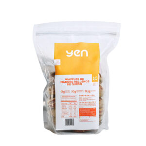 Waffles de Plátano Maduro Rellenos de Queso
