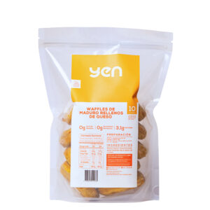Waffles de Plátano Maduro Rellenos de Queso